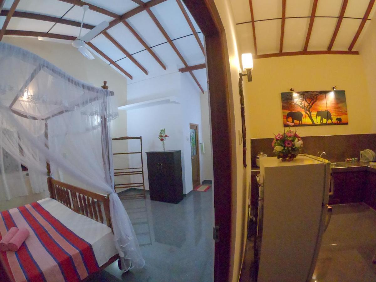 Villa Girilena Hikkaduwa Zewnętrze zdjęcie